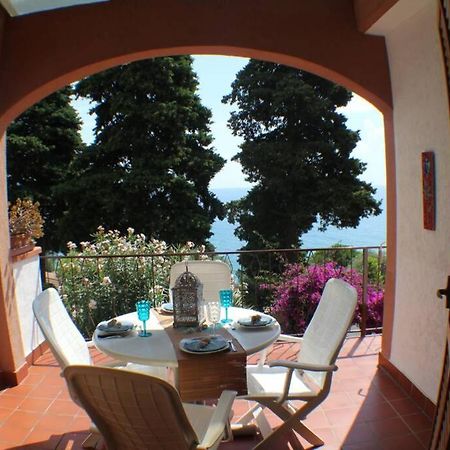 Conca Verde Appartamento Sul Mare Marina dʼMarina dʼAndora Buitenkant foto